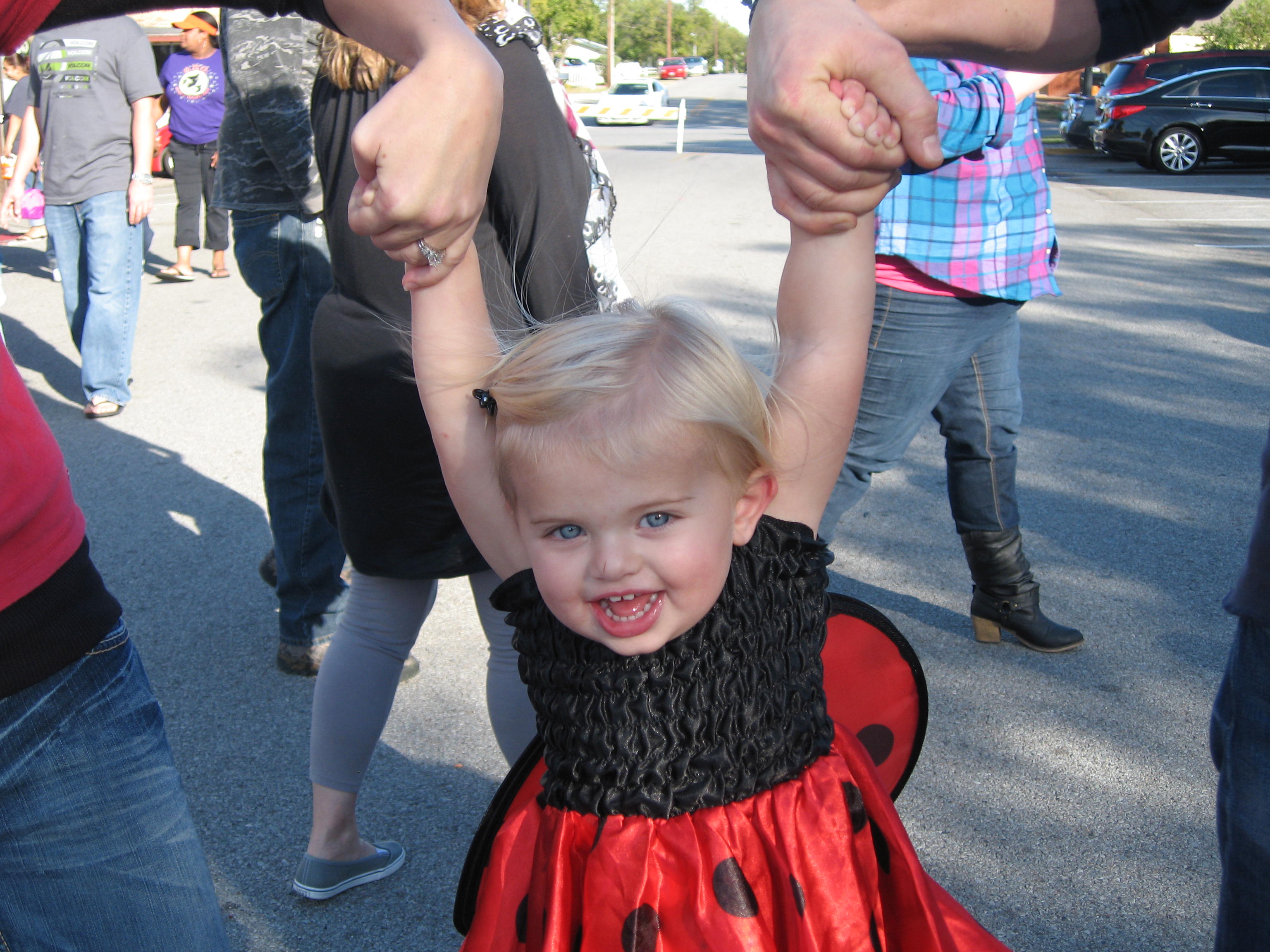 scare on the square 092